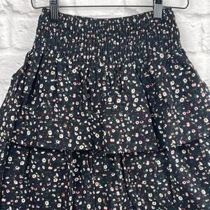 K1027 Black Floral Layered Ruffled Skirt Size 140 (size 10–11)